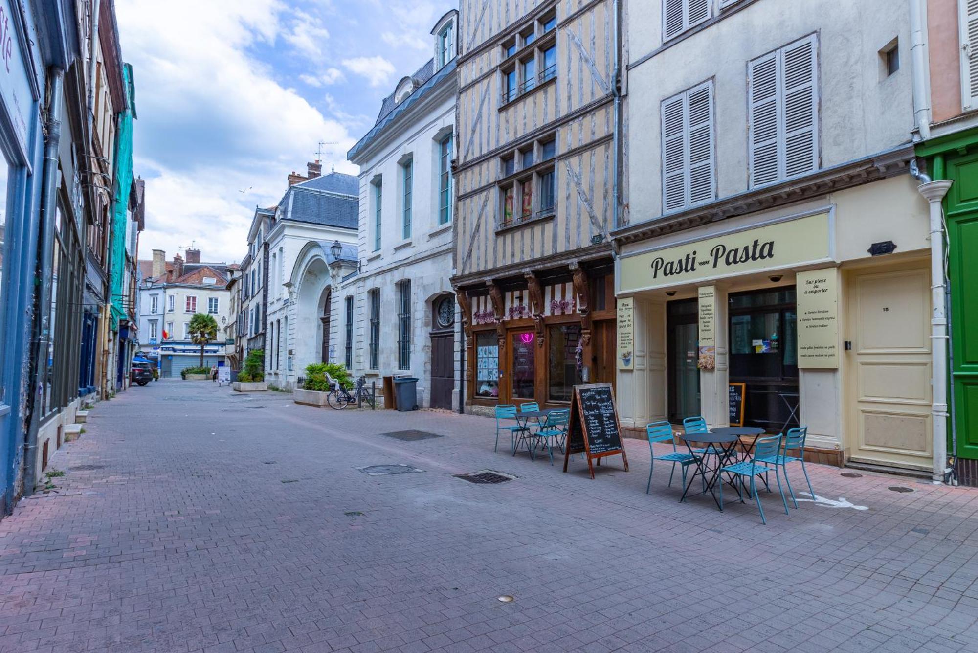 Le Troyes Clochers Ngoại thất bức ảnh